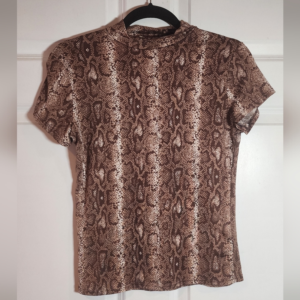 Olivia Rae Brown Snake Print T-Shirt Stretchy Medium